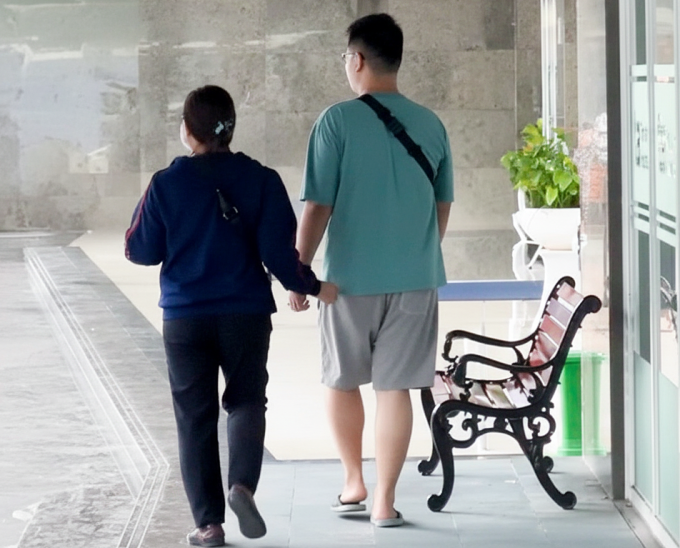 Tuấn Anh giảm 18kg sau 4 tháng điều trị. Ảnh: Bệnh viện Đa khoa Tâm Anh