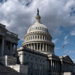 Mở cửa chính phủ: Đa số người Mỹ ủng hộ quan điểm của Đảng Dân chủ