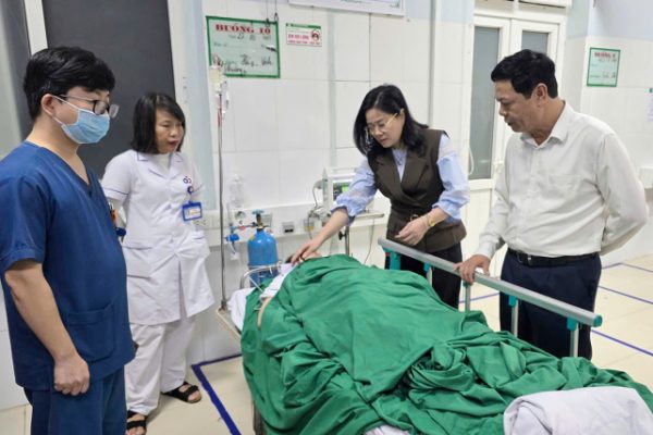 Vụ truy sát ở Nghệ An: Ba điều dưỡng đã qua nguy kịch