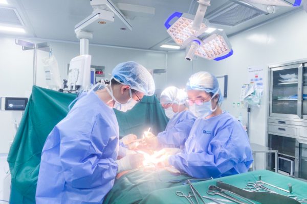 Tái tạo ngực sau ung thư vú bằng mỡ bụng: Giải pháp mới