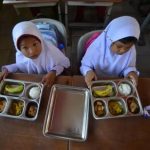 Indonesia: Điều tra bữa ăn miễn phí gây ngộ độc hàng loạt học sinh