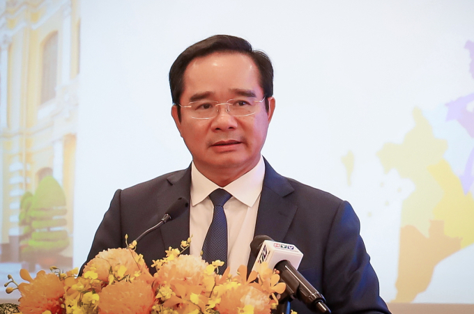 Chủ tịch UBND TP HCM Nguyễn Văn Được phát biểu sáng 30/10. Ảnh: ITPC