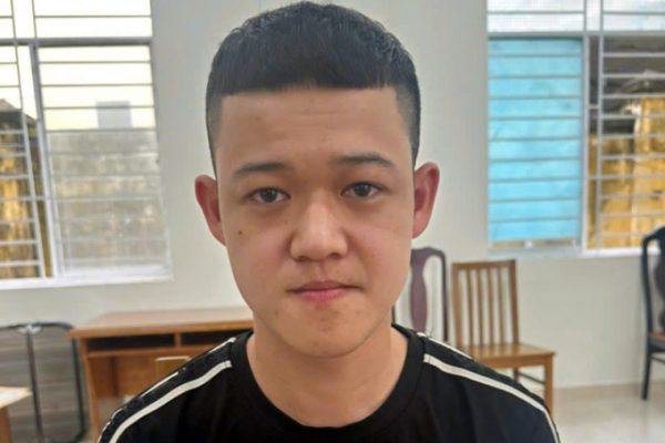Đánh người trọng thương rồi bỏ trốn: Ra đầu thú sau một năm
