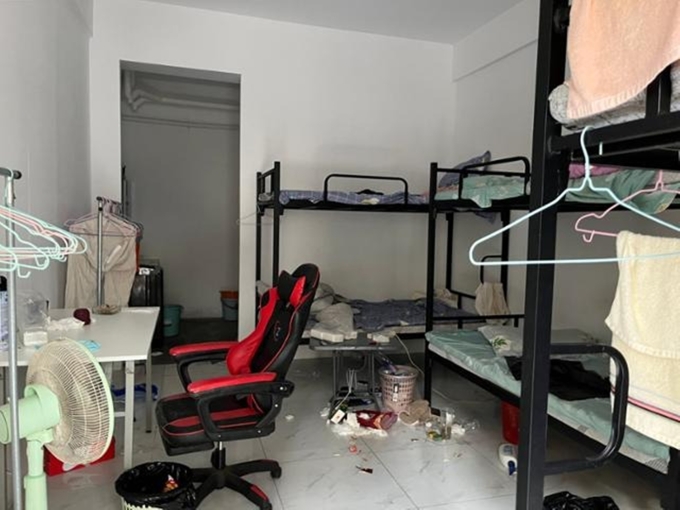 Bên trong khu phức hợp Taizi ở tỉnh Takeo ngày 16/10. Ảnh: Hankook Ilbo