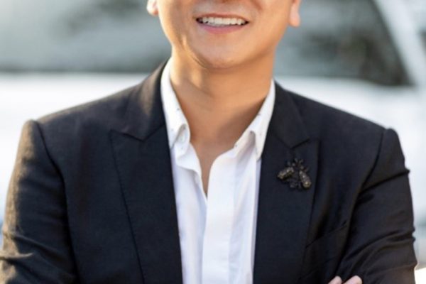 Hồ Hoài Anh tham gia show từ thiện hỗ trợ nạn nhân bão lũ