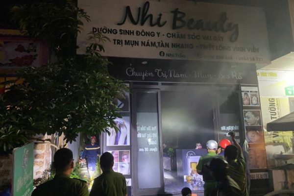 Hỏa hoạn spa: Hai người thiệt mạng