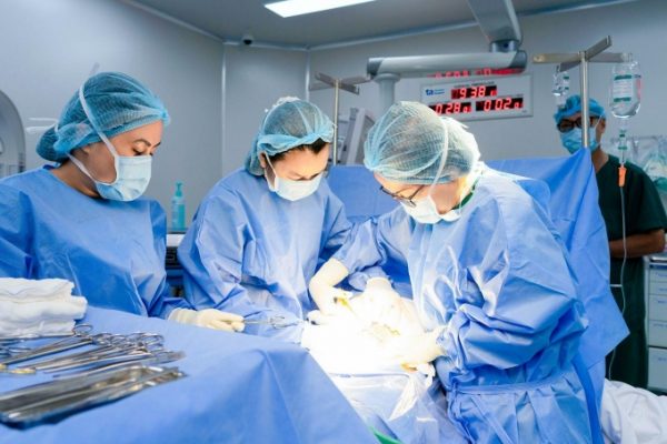 Nhiễm trùng tử cung do u xơ thoái hóa: Nguyên nhân và điều trị
