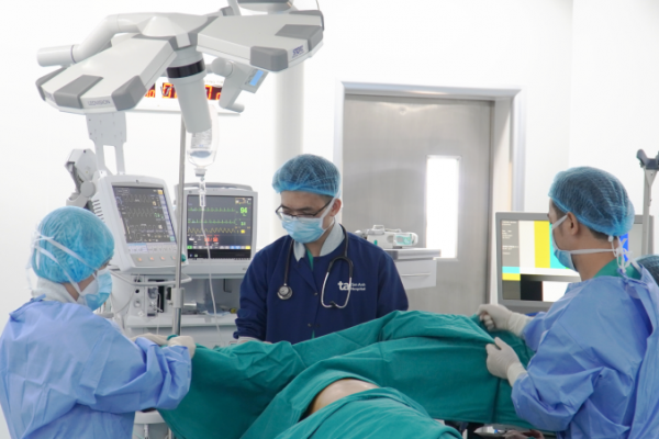 Khàn tiếng kéo dài: Dấu hiệu ung thư phổi?