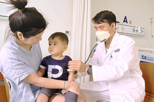 Viêm mũi họng cấp ở trẻ: Nguyên nhân và cách phòng ngừa