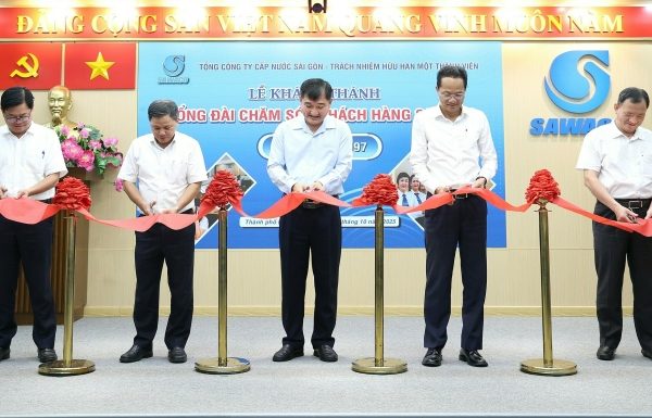 Tổng đài cấp nước HCM: Chăm sóc khách hàng chuyên nghiệp