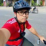 Hành trình 1,5 năm đạp xe đến Anh xem MU của chàng trai Việt