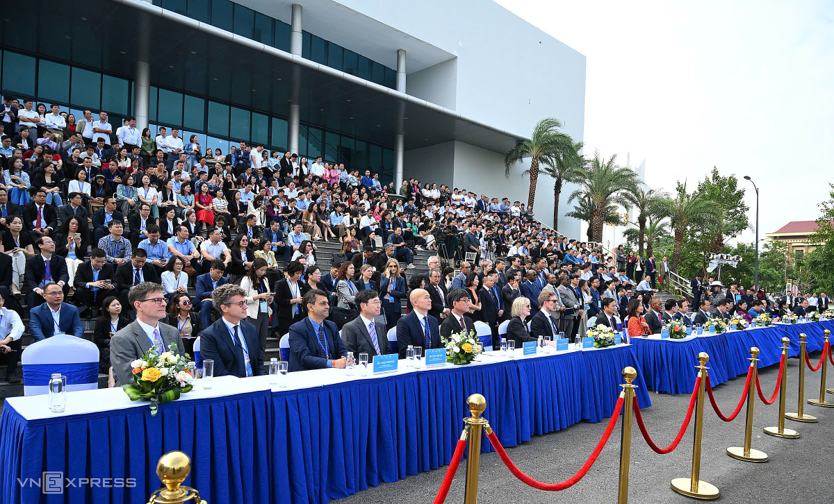 khai-mac-tuan-le-so-1761531809-8874-8143