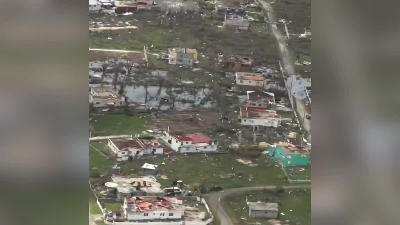 Loạt thị trấn Jamaica tan hoang sau siêu bão Melissa