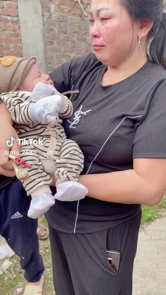 Mẹ kế 20 năm nuôi con chồng