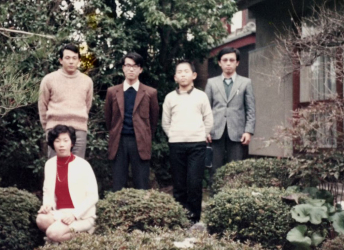 Người vợ tào khang đứng sau thành công của giáo sư giành giải Nobel Y sinh - 2