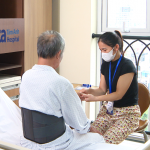 Cứu sống cụ ông bị u tủy sống chèn ép: Phẫu thuật thành công