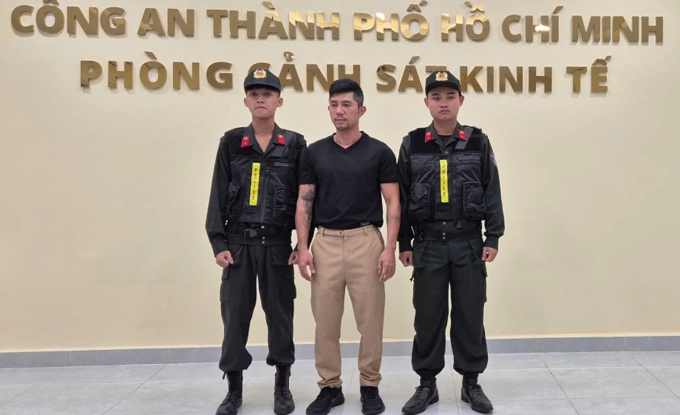 Lương Bằng Quang tại cơ quan điều tra ngày 23/10. Ảnh: Công an TP HCM