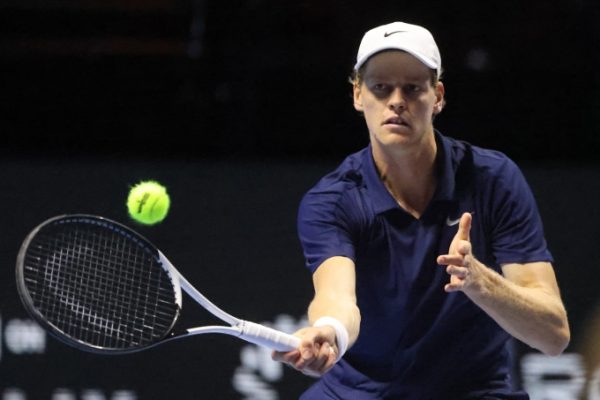 Sinner vs Djokovic: Bán kết nảy lửa tại Six Kings Slam
