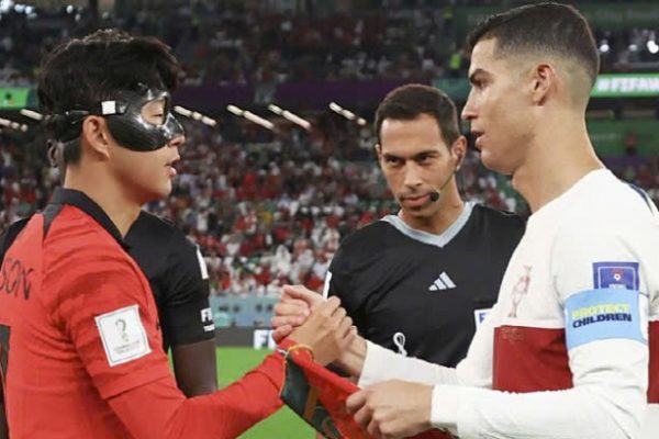 Son Heung-min Vượt Ronaldo: Cầu Thủ Châu Á Xuất Sắc Nhất