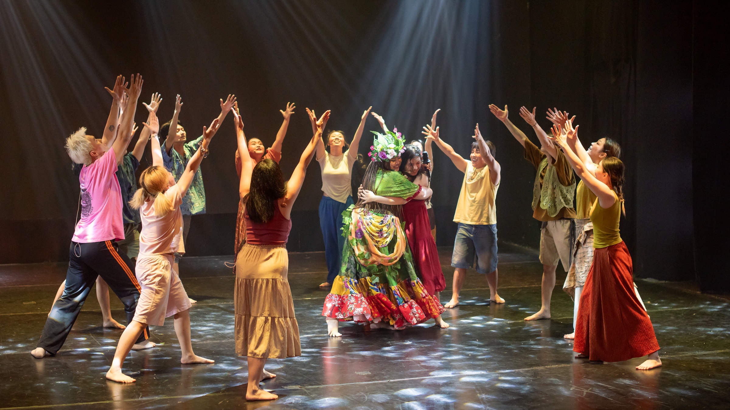 Trailer vở nhạc kịch "Once On This Island"