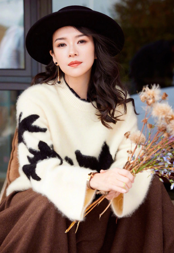 Diễn viên Chương Tử Di, 46 tuổi. Ảnh: Sina