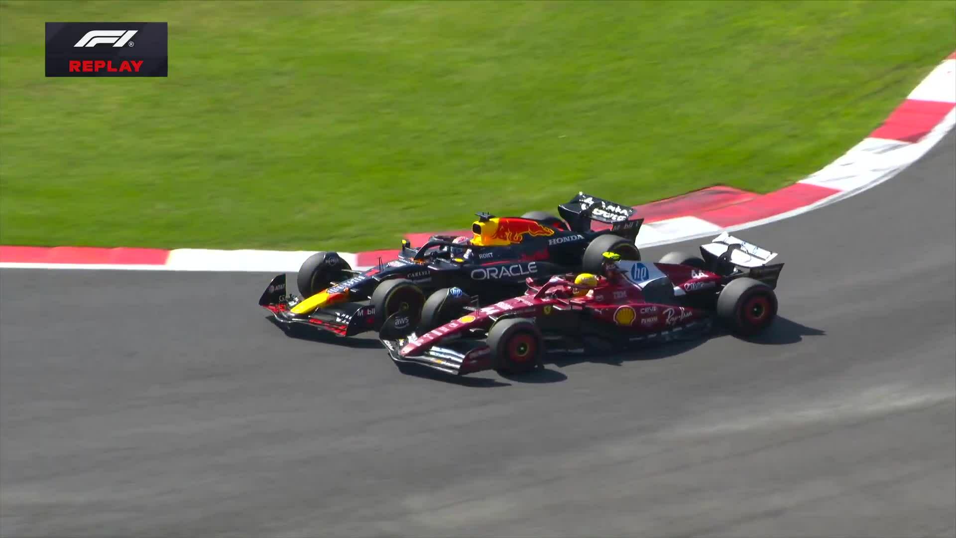 Va chạm giữa Hamilton và Verstappen