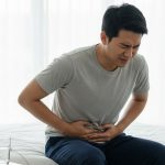 4 thói quen xấu gây viêm đường tiết niệu ở nam giới