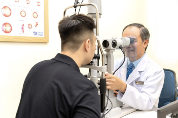 Viêm giác mạc chấm nông: Nguyên nhân, triệu chứng và điều trị