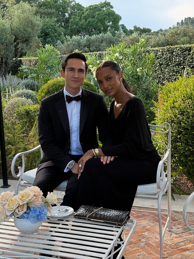 Jasmine Tookes đón sinh nhật tuổi 35 của chồng hồi tháng 6. Ảnh: Instagram Jasmine Tookes