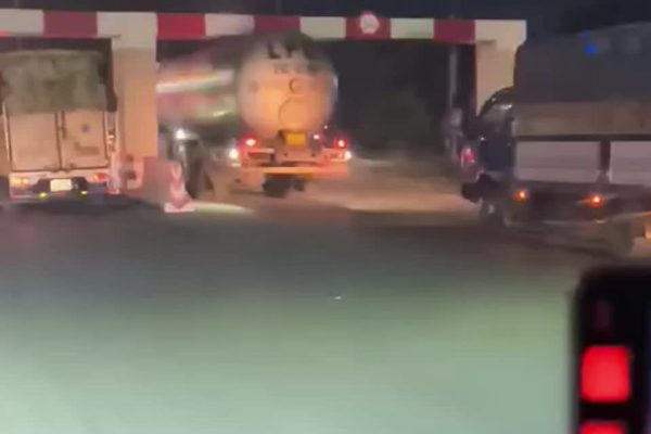 Nổ xe bồn: Tin tức và hình ảnh