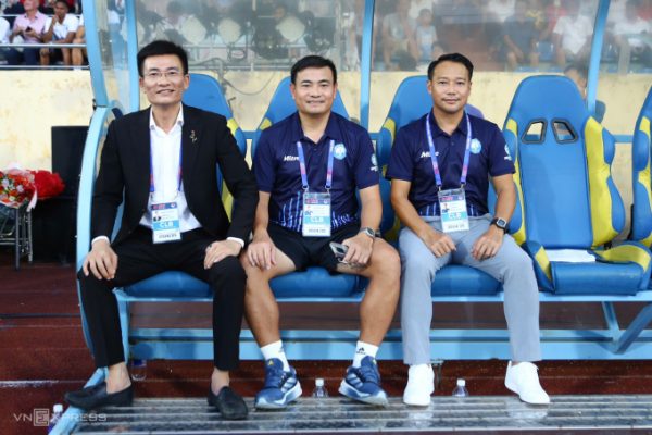 Nam Định FC: Thay đổi HLV trưởng mùa giải mới
