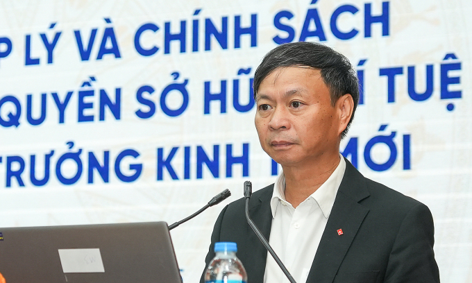 Thứ trưởng Bộ Khoa học và Công nghệ Hoàng Minh phát biểu tại hội thảo. Ảnh: Hoàng Phong