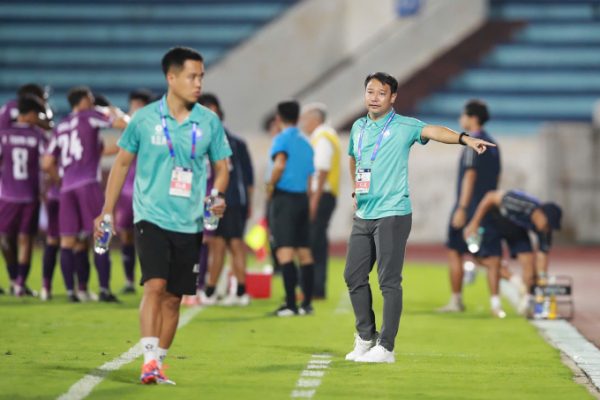 Nam Định: Nội binh sa sút khiến HLV đau đầu