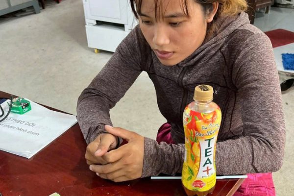 Cướp vàng táo tợn: Cô gái hạ gục cụ ông 89 tuổi