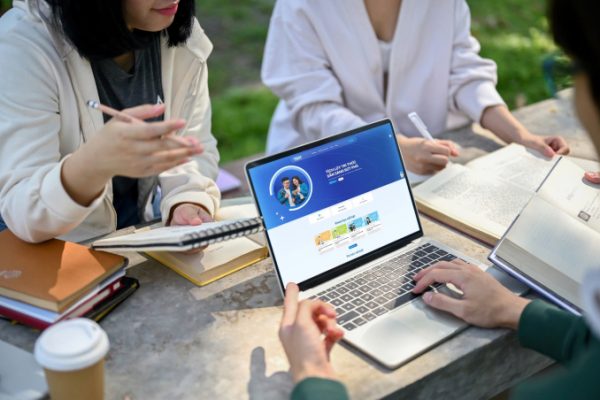 Sacombank: “Trường học tài chính số” cho sinh viên toàn quốc