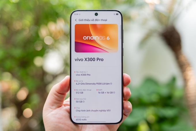 Vivo X300 Pro dùng hệ điều hành OriginOS6. Ảnh: vivo