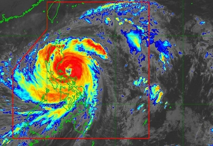 Hình ảnh vệ tinh của siêu bão Fung Wong đang áp sát Philippines ngày 9/11. Ảnh: PAGASA