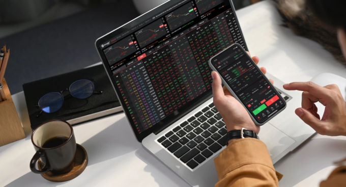 Nhà đầu tư cần nghiên cứu kỹ về doanh nghiệp trước khi xuống tiền. Ảnh: DNSE