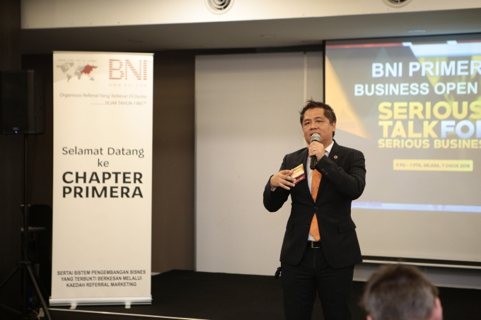 Luật sư thể thao Nik Erman Nik Roseli. Ảnh: Facebook/Nik Erman Nik Roseli