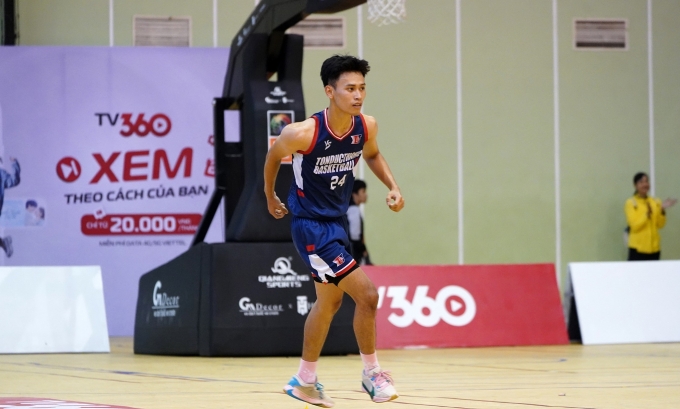 Duy Phát là trường hợp hiếm hoi nhận giải MVP (cầu thủ hay nhất trận) dù đội nhà thua trận. Ảnh: NUC