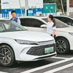 Xe điện về quê: Giảm tiêu thụ xăng dầu dịp lễ lớn