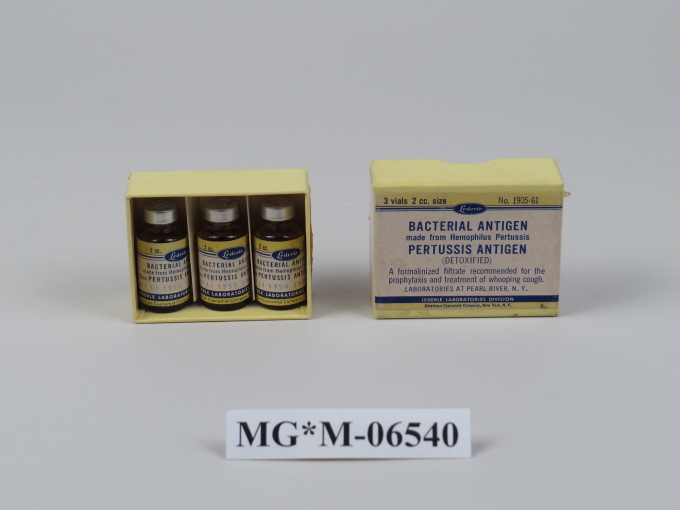 Mẫu vaccine ho gà được đóng gói hoàn chỉnh vào năm 1949. Ảnh: National Museum of American History