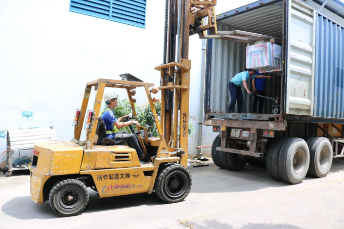 Cát Vạn Lợi xuất khẩu vật tư cơ điện sang thị trường Philippines cho tuyến Metro Manila. Ảnh: CVL