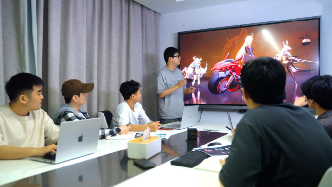 Đội ngũ phát triển với sự góp mặt của nhiều Tiến sĩ toán học. Ảnh: SohaGame