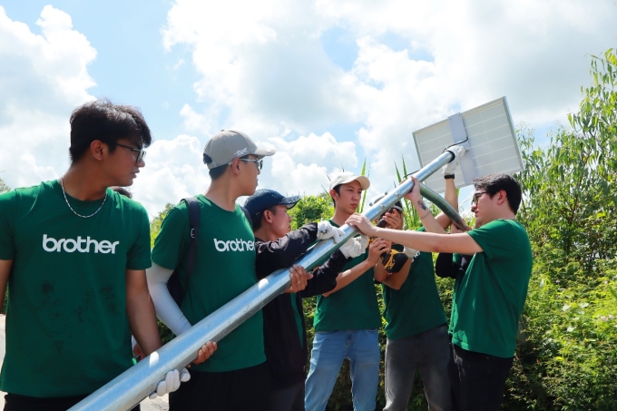 Hoạt động hỗ trợ cộng đồng như một lời cam kết của Brother cùng chung tay phát triển bền vững. Ảnh: Brother Việt Nam