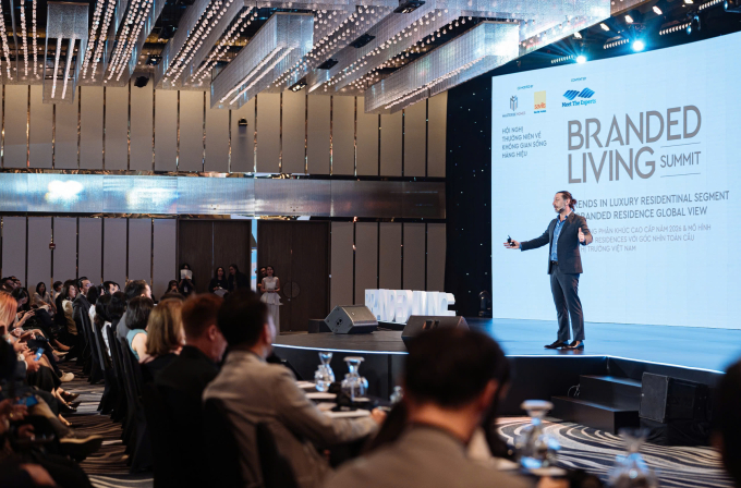 Ông Mauro Gasparotti phát biểu tại sự kiện. Ảnh: Masterise Homes