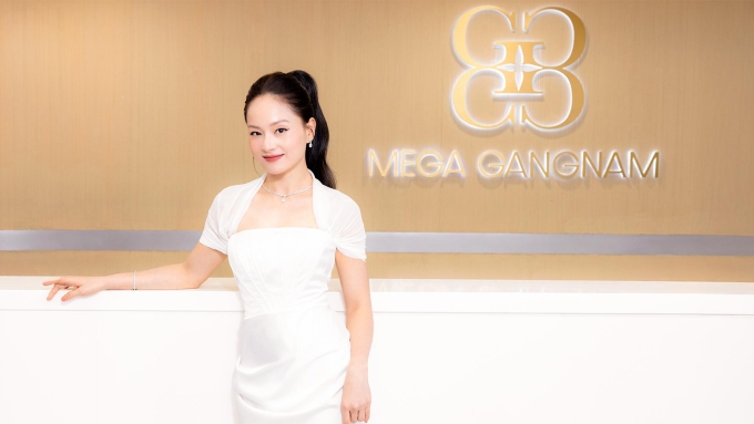 Diễn viên Lan Phương thấy thần sắc tươi sáng, làn da mịn màng sau khi trải nghiệm. Ảnh: Mega Gangnam