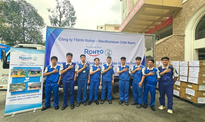Hoạt động thiện nguyện được tập thể cán bộ, nhân viên công ty hưởng ứng. Ảnh: Rohto-Mentholatum Việt Nam