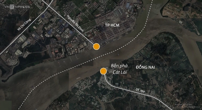 Vị trí xây cầu được đề xuất gần khu vực phà Cát Lái hiện tại. Đồ họa: Minh Bằng