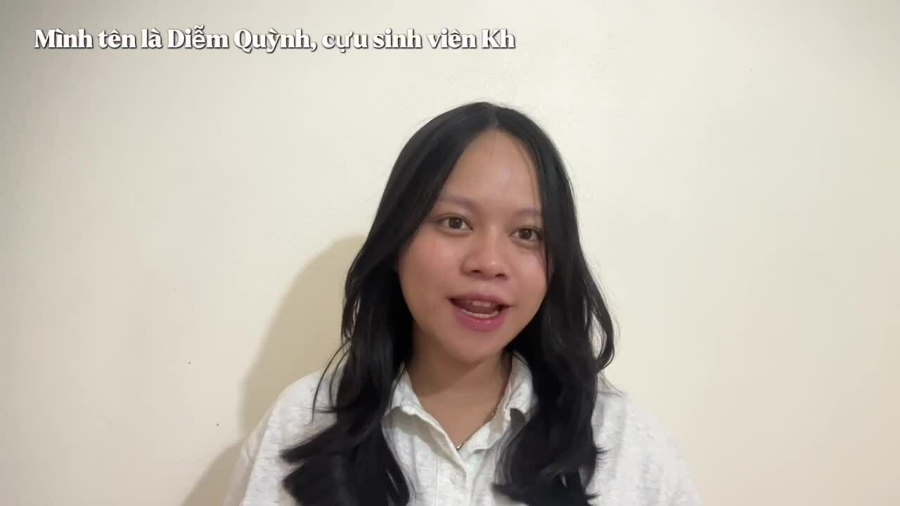 Thủ khoa vượt định kiến để học ngôn ngữ